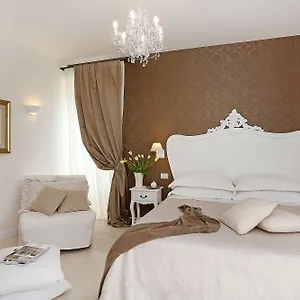 Penzion Daplace - Hqh Colosseo, Řím